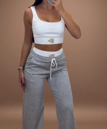 Σετ παντελόνι με ριπ crop top